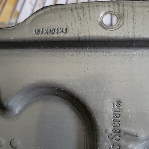 Ekco Secrets Nestlé Toll House Cookie Creations Cookie Sheet - Picture 7 of 12